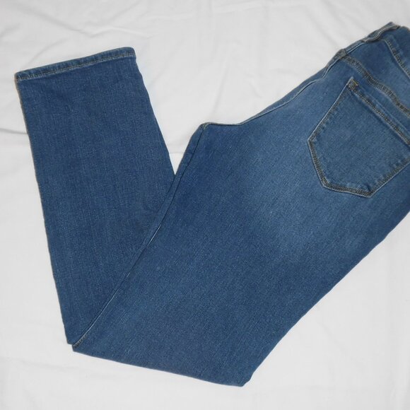 Old Navy jeans sz 10 original straight leg good condition - Picture 2 of 3